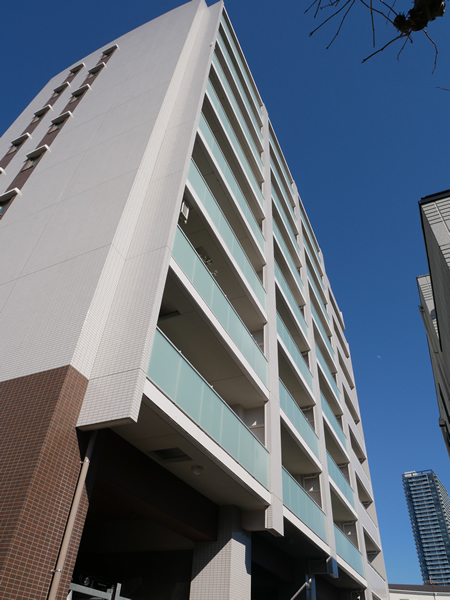 ポレスター八王子の外観