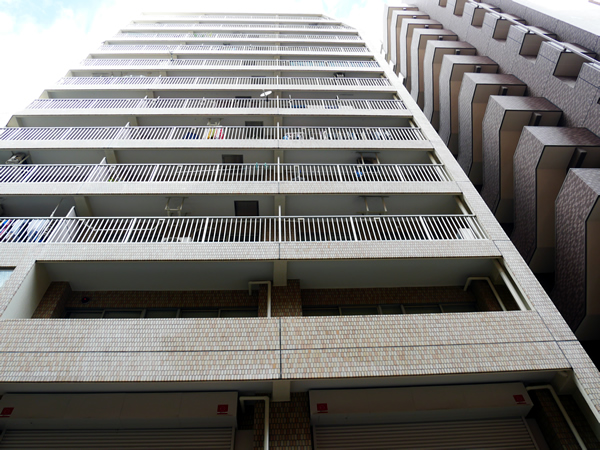 パレドール池袋の外観