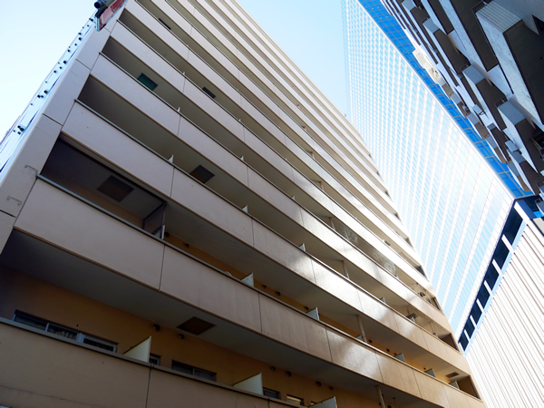 ドミール池袋の外観