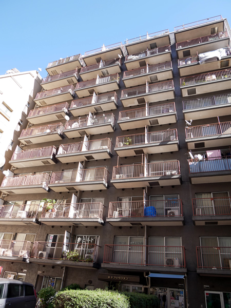 池袋アビタシオンの外観