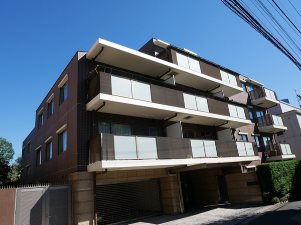 パークハウス高田馬場公園アーバンスの外観