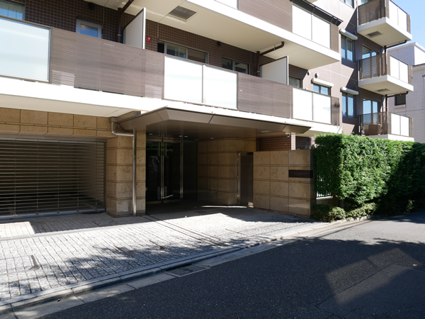 パークハウス高田馬場公園アーバンスの外観