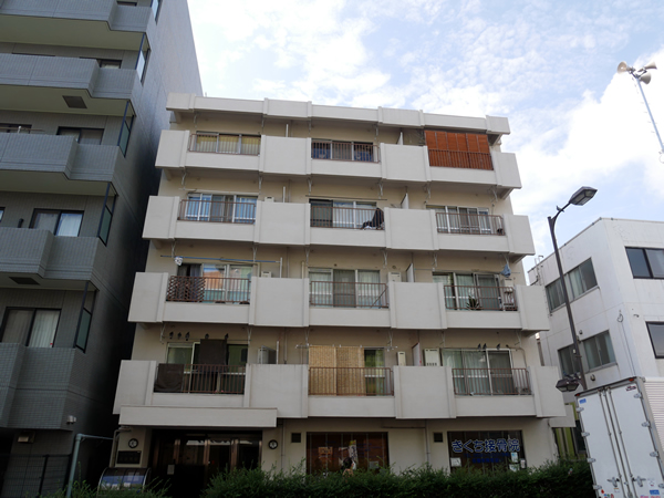 ハイライフ高田馬場の外観