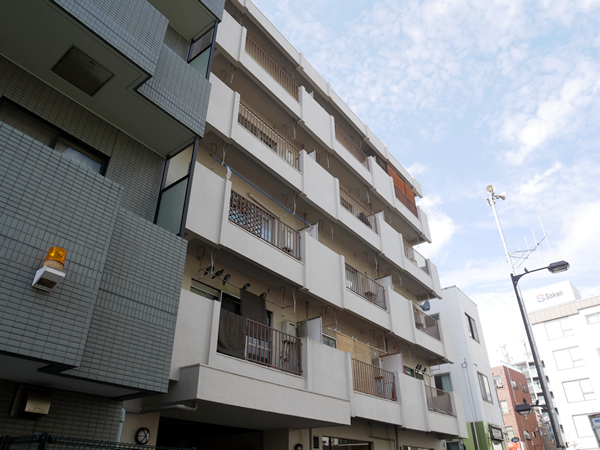 ハイライフ高田馬場の外観