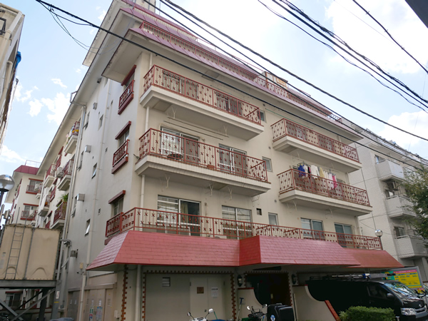 ワコー高田馬場マンションの外観