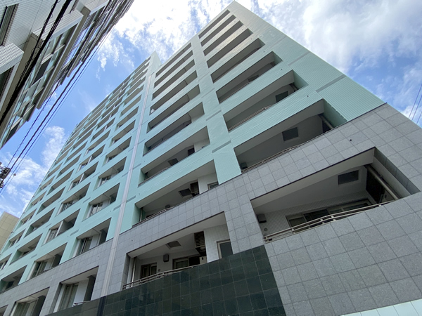 シティハウス代々木ステーションコートの外観