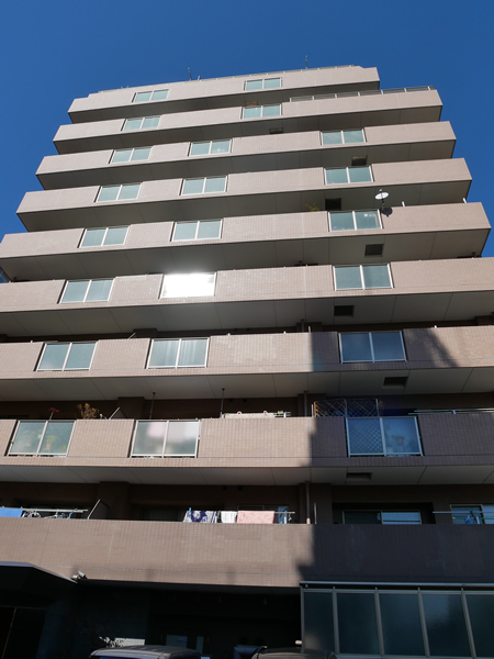 ルピナス八王子の外観