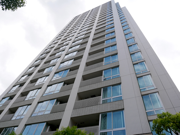 パークタワー芝公園の外観