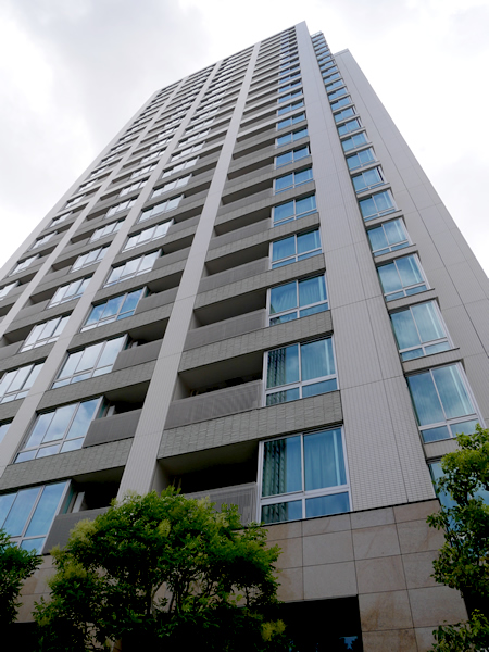 パークタワー芝公園の外観