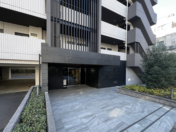 プレシス新宿柏木の外観