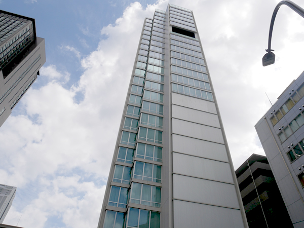 パークタワー芝公園の外観