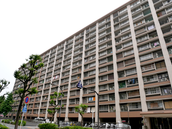 大森駅前住宅1号棟の外観