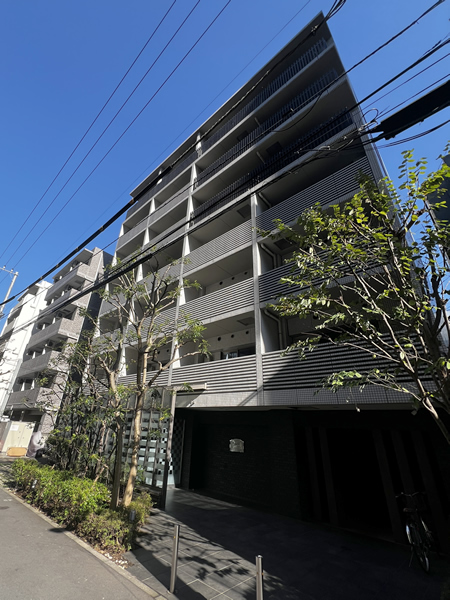 プレールドゥーク新宿御苑2の外観