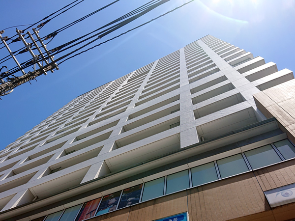 ザ・スカイクルーズタワーの外観