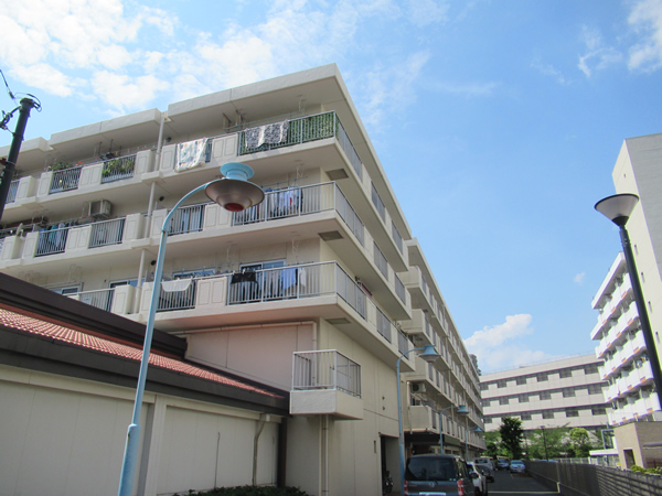 藤和東戸塚ハイタウンの外観