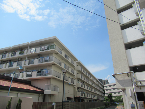 藤和東戸塚ハイタウンの外観