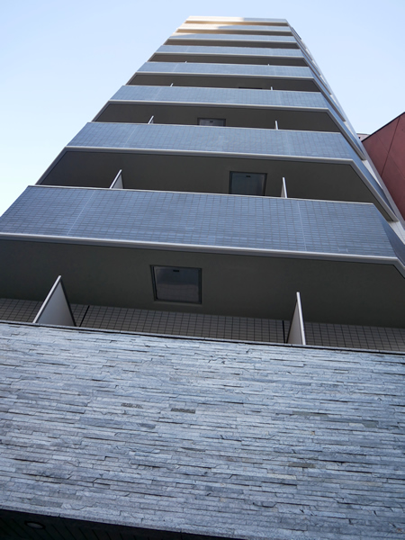 トーシンフェニックス池袋の外観