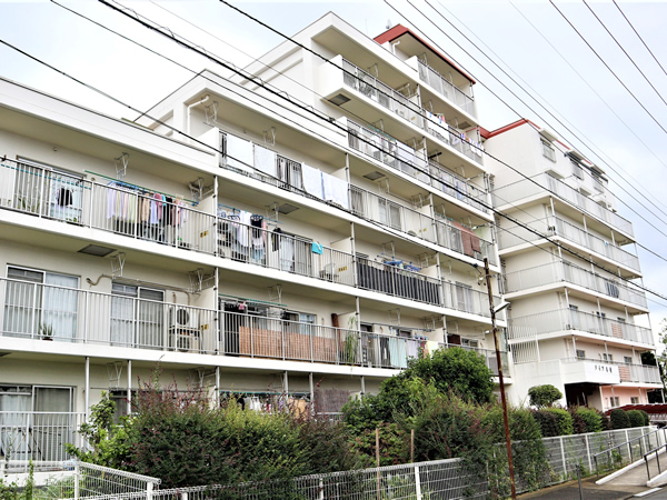 メイツ川崎の外観