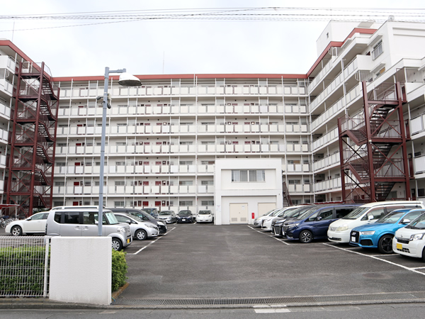 メイツ川崎の外観