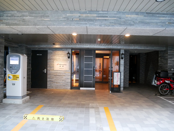 トーシンフェニックス池袋の外観