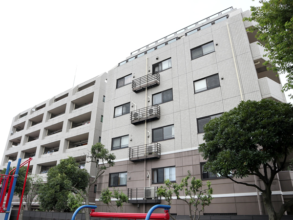 グランイーグル川崎6の外観