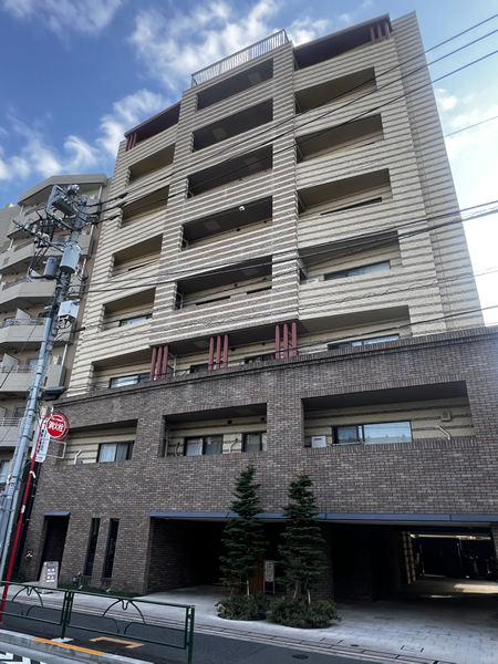 フィールE北新宿の外観