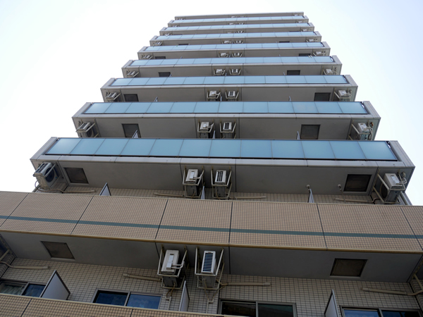 ヴェルステージ関内の外観