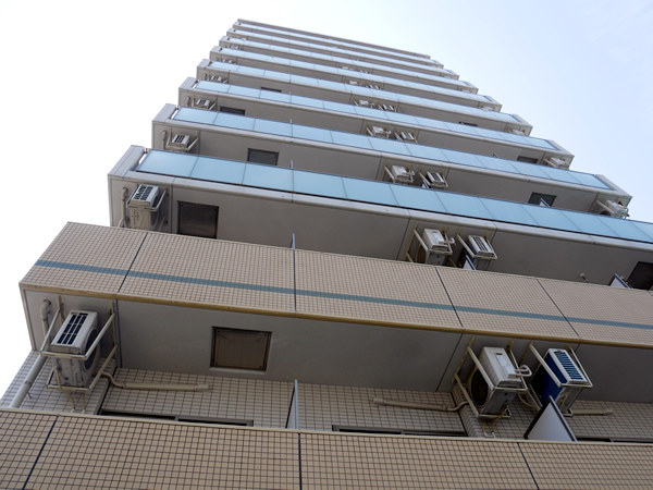 ヴェルステージ関内の外観