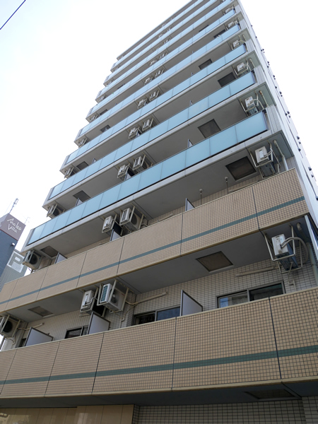 ヴェルステージ関内の外観