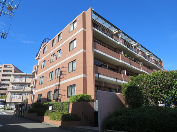 コスモ梶ヶ谷アーバンフォルムの外観