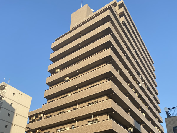 シーアイマンション日暮里の外観