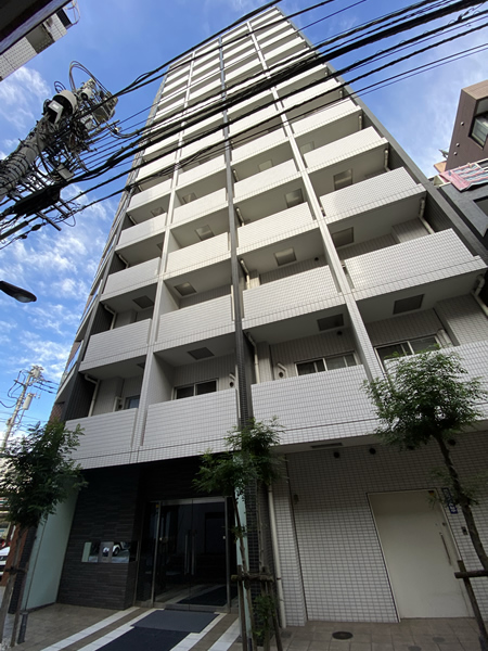 コンシェリア新宿イーストの外観