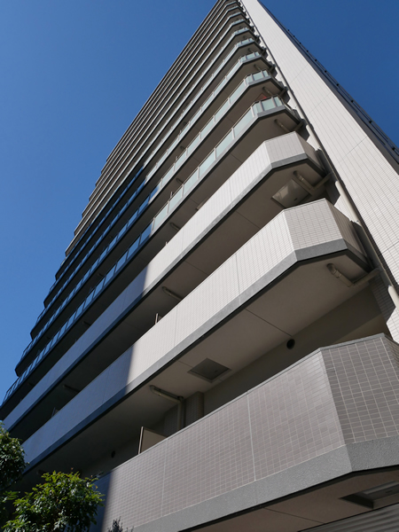 プレシス八王子の外観