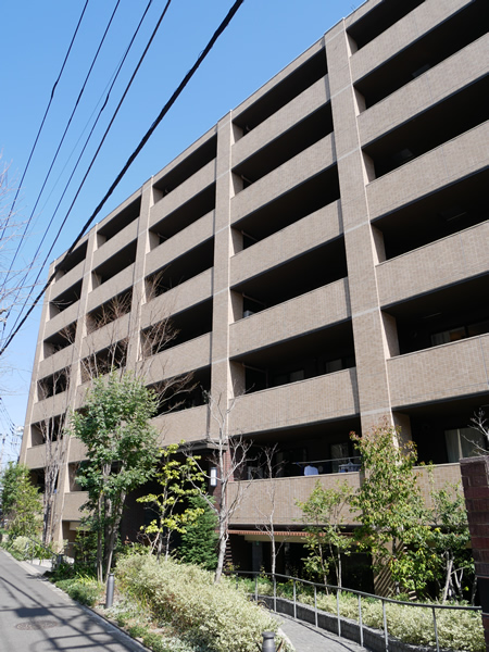 アビダスたまプラーザの外観