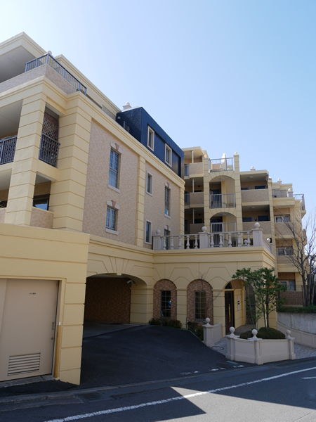 グランシティたまプラーザ1の外観