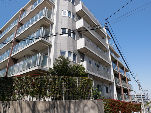 イトーピアたまプラーザセレスの丘の外観