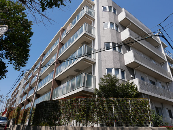 イトーピアたまプラーザセレスの丘の外観