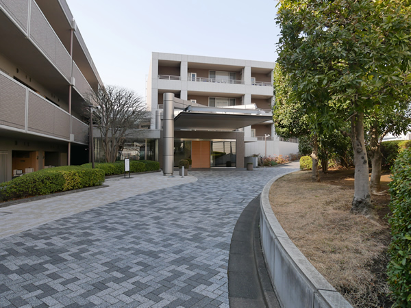 パークグランディ代々木サウスレジデンスＡ棟の外観