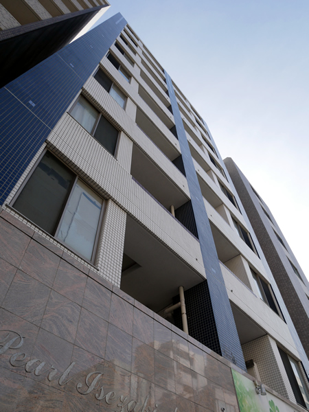 パール伊勢佐木通の外観