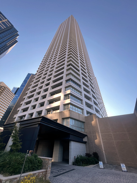 ザ・パークハウス西新宿タワー60の外観