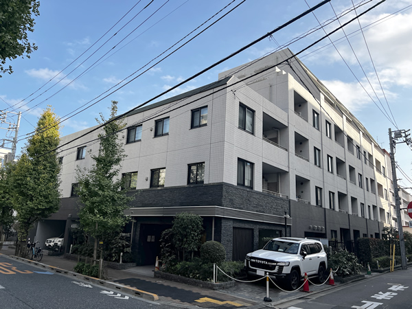 クレアホームズ新宿百人町の外観