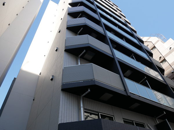 ジェノヴィア横浜関内スカイガーデンの外観