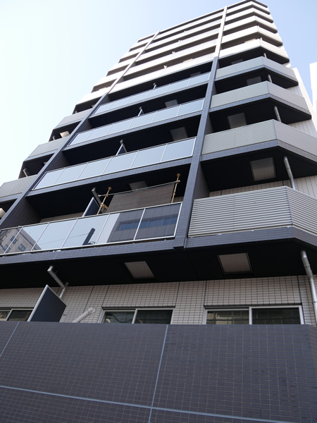 ジェノヴィア横浜関内スカイガーデンの外観