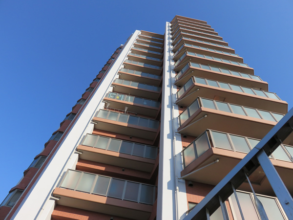 グリーンコート海老名4番館の外観