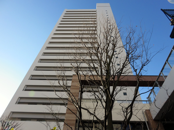 ビナマークスウエストの外観