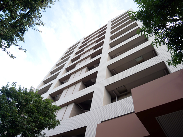 エスポワール目白の外観