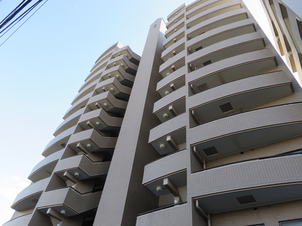 モアクレスト相模原の外観