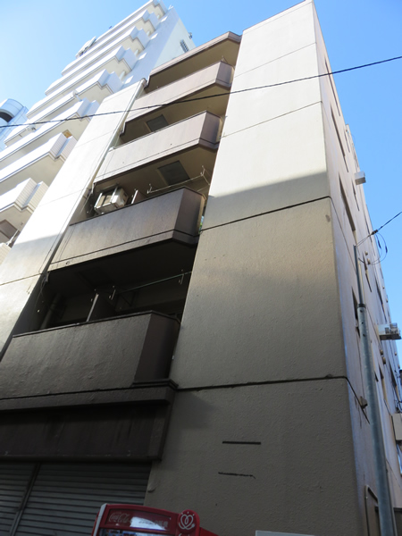 初台ハイムの外観