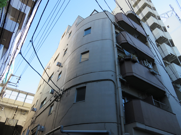 初台ハイムの外観