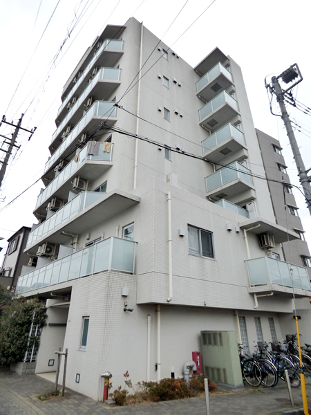 リファイズ綾瀬の外観